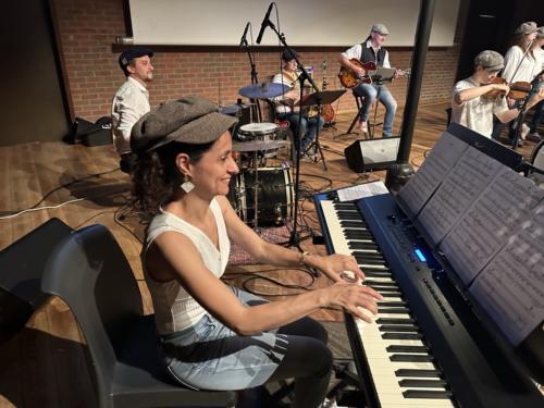 1D801A8D-E7E9-4F9F-8AF1-9C4AE8408B6E 1 105 c