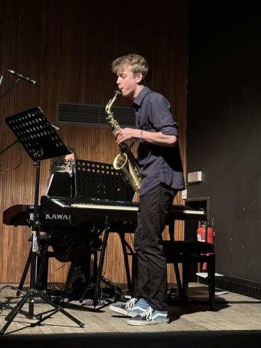 2F672EE5-85CC-4EC6-B011-25913253D4EB 1 105 c