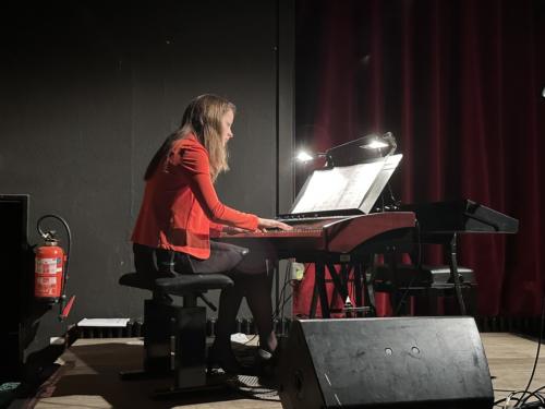 3100CB64-A831-4470-8D1B-4E7CBC4DF764 1 105 c