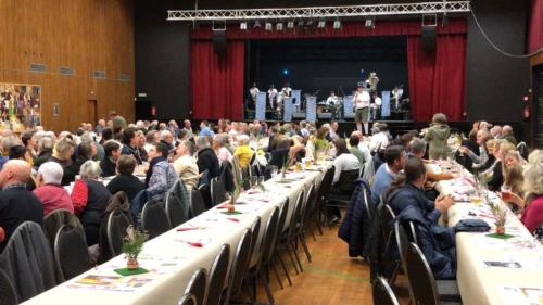 5640E5A1-EC69-4A47-AB77-8FDE3C3687CF 1 105 c