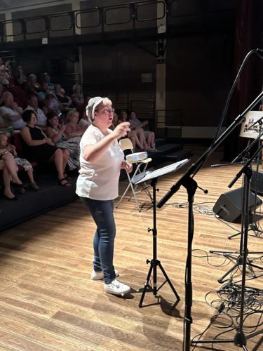 5F1FC99E-5938-4D86-A84A-D65822F998FB 1 105 c