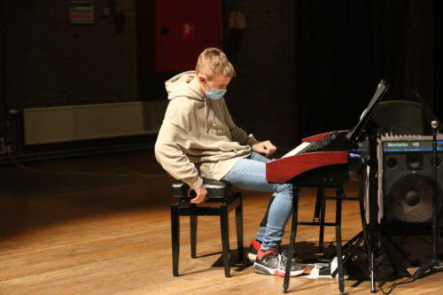 CAA28F22-78B1-4CDA-8D8F-2EAC39A2C680 1 105 c